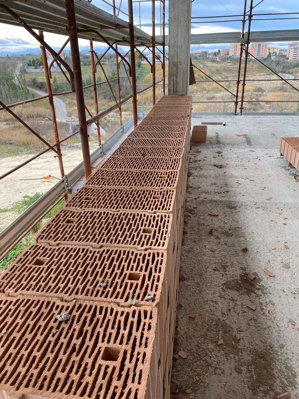 cantiere casa privata ad Ortona Chieti realizzata con i laterizi della SIAI